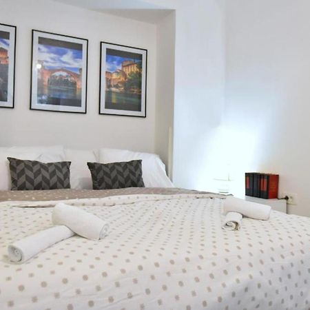 Apartments Valentina - Free Parking Mostar Værelse billede