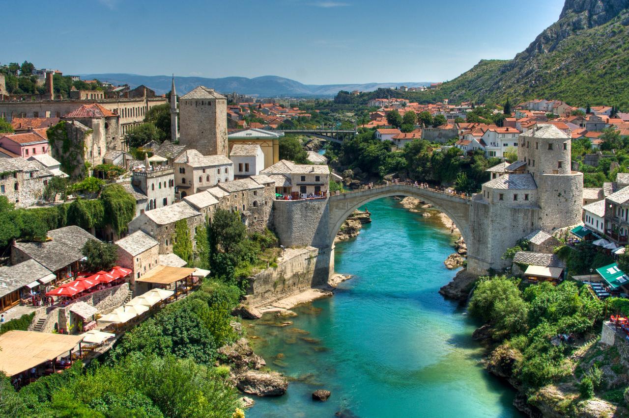 Apartments Valentina - Free Parking Mostar Eksteriør billede