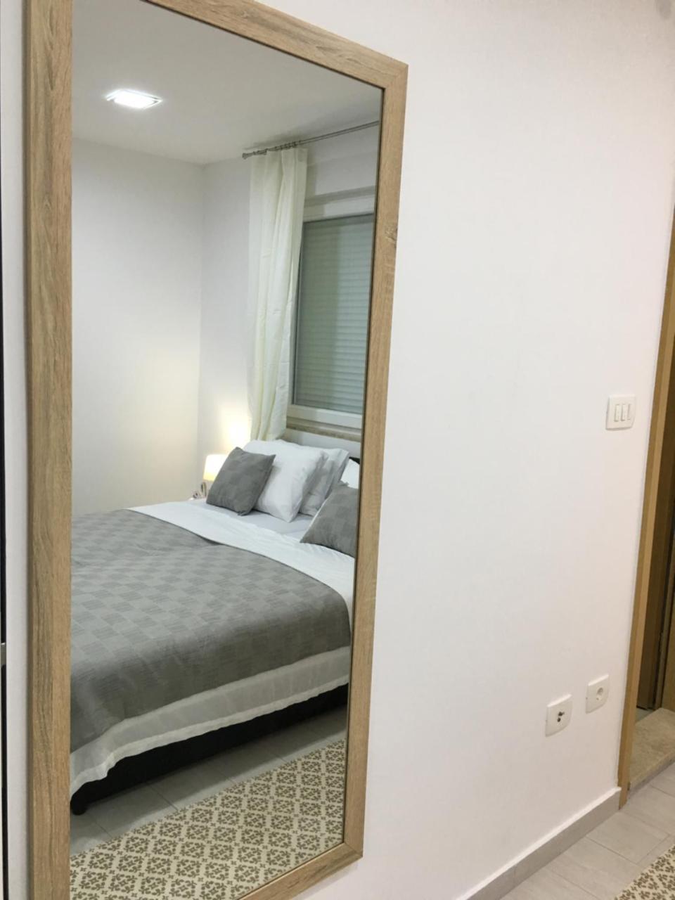 Apartments Valentina - Free Parking Mostar Eksteriør billede